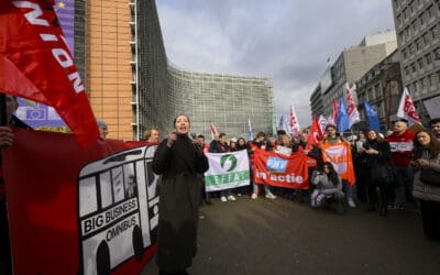 La propuesta Ómnibus de la Comisión Europea de simplificación es en realidad una desregularización diseñada para desmantelar la responsabilidad de las empresas